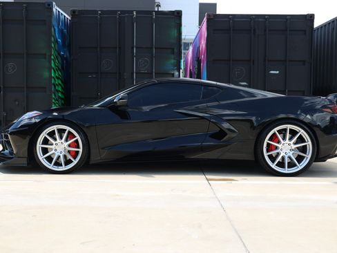 Used 2020 Chevrolet Corvette Stingray Premium Cpe w/ 3LT Preferred Equipment Group RWD image 5