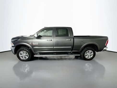 Used 2017 RAM 3500 Laramie w/ Snow Chief Group AWD/4WD image 4