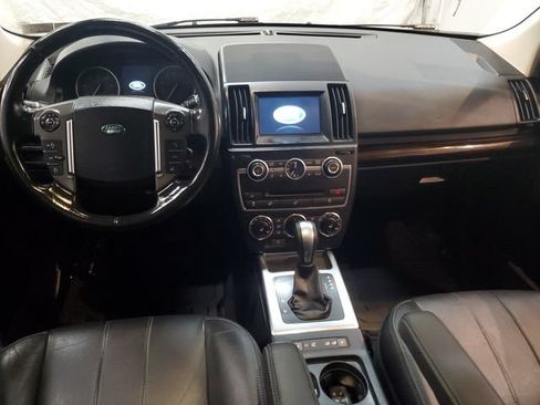 Used 2015 Land Rover LR2 AWD/4WD image 13