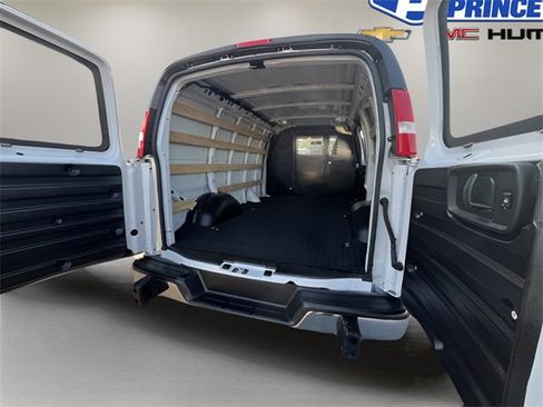 Used 2023 Chevrolet Express 2500 w/ Driver Convenience Package image 35