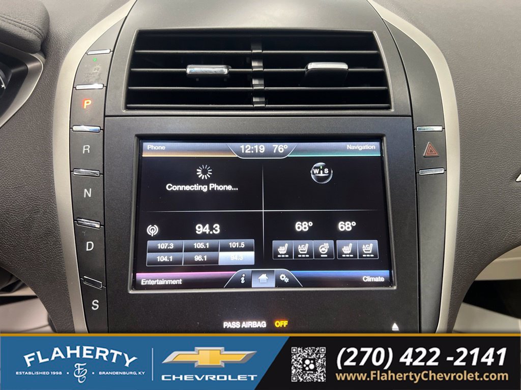 Used 2016 Lincoln MKZ w/ Equipment Group 300A Reserve FWD image 28