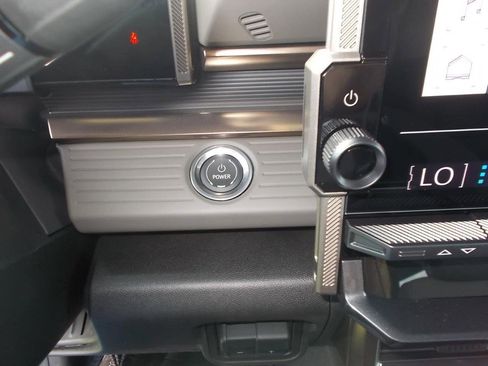 New 2025 GMC Hummer EV 2X image 18