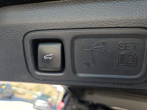 Used 2024 Lincoln Navigator Reserve image 32