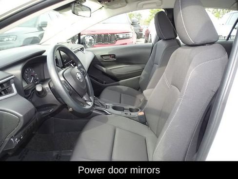 Used 2024 Toyota Corolla LE FWD image 10