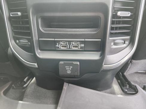 Used 2020 RAM 1500 Laramie AWD/4WD image 24
