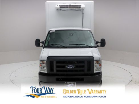 Used 2023 Ford E-350 and Econoline 350 Super Duty w/ Power Windows & Locks Group RWD image 8