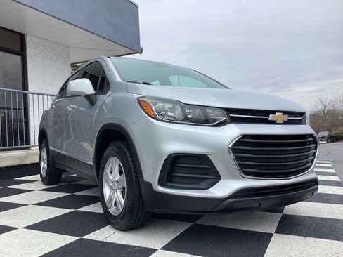 Used 2018 Chevrolet Trax LS image 5