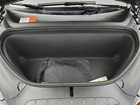 Used 2018 Tesla Model X 75D AWD/4WD image 36
