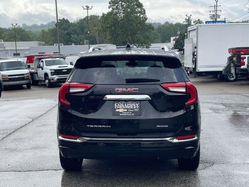 Certified 2023 GMC Terrain Denali w/ Black Diamond Edition AWD/4WD image 4
