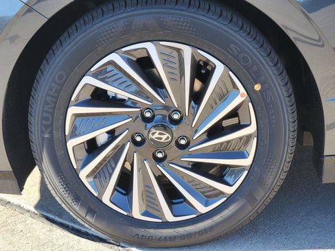 New 2026 Hyundai Sonata Limited image 7