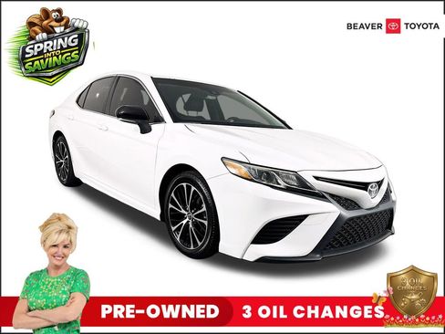 Used 2018 Toyota Camry SE w/ Convenience Package image 1