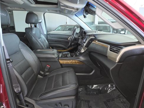 Used 2017 GMC Yukon Denali w/ Open Road Package AWD/4WD image 30