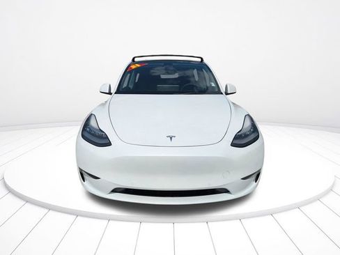 Used 2021 Tesla Model Y Long Range AWD/4WD image 9