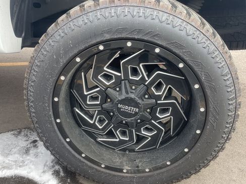 Used 2022 Ford Ranger XLT w/ Equipment Group 302A High image 12