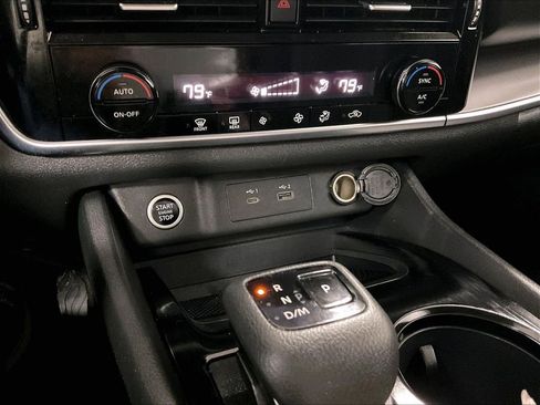 Used 2023 Nissan Rogue SV AWD/4WD image 25