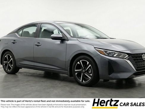 Used 2025 Nissan Sentra SV image 1