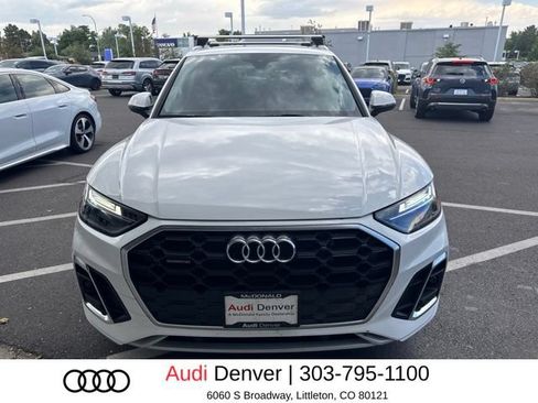 Certified 2024 Audi Q5 e Premium w/ Convenience Package AWD/4WD image 2