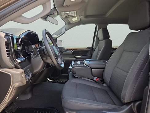 Used 2023 Chevrolet Silverado 1500 LT AWD/4WD image 14