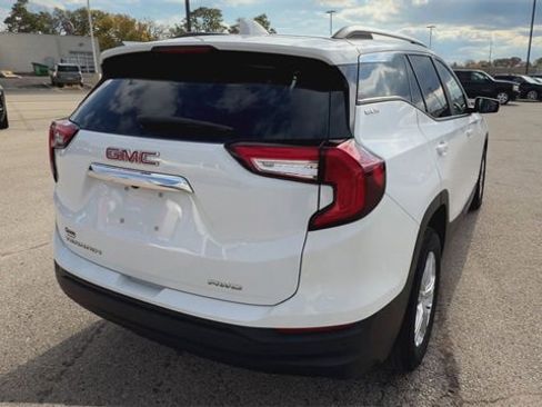 Used 2023 GMC Terrain SLE w/ Driver Convenience Package image 39