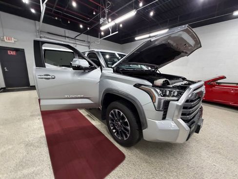 Used 2024 Toyota Tundra Limited AWD/4WD image 50