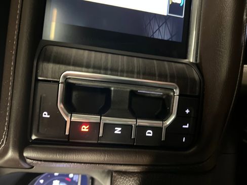 Certified 2024 GMC Yukon XL Denali image 26