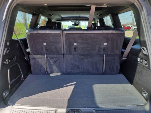 Used 2024 Jeep Wagoneer Series II AWD/4WD image 8