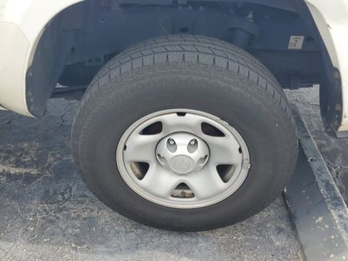 Used 2020 Toyota Tacoma SR w/ SR Convenience Package RWD image 5