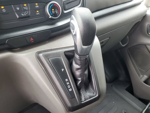 Used 2023 Ford Transit 350 DRW RWD image 18