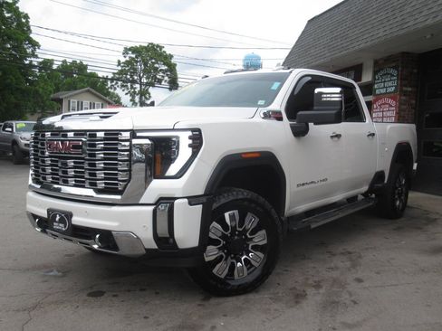 Used 2025 GMC Sierra 2500 Denali w/ Denali Reserve Package AWD/4WD image 40