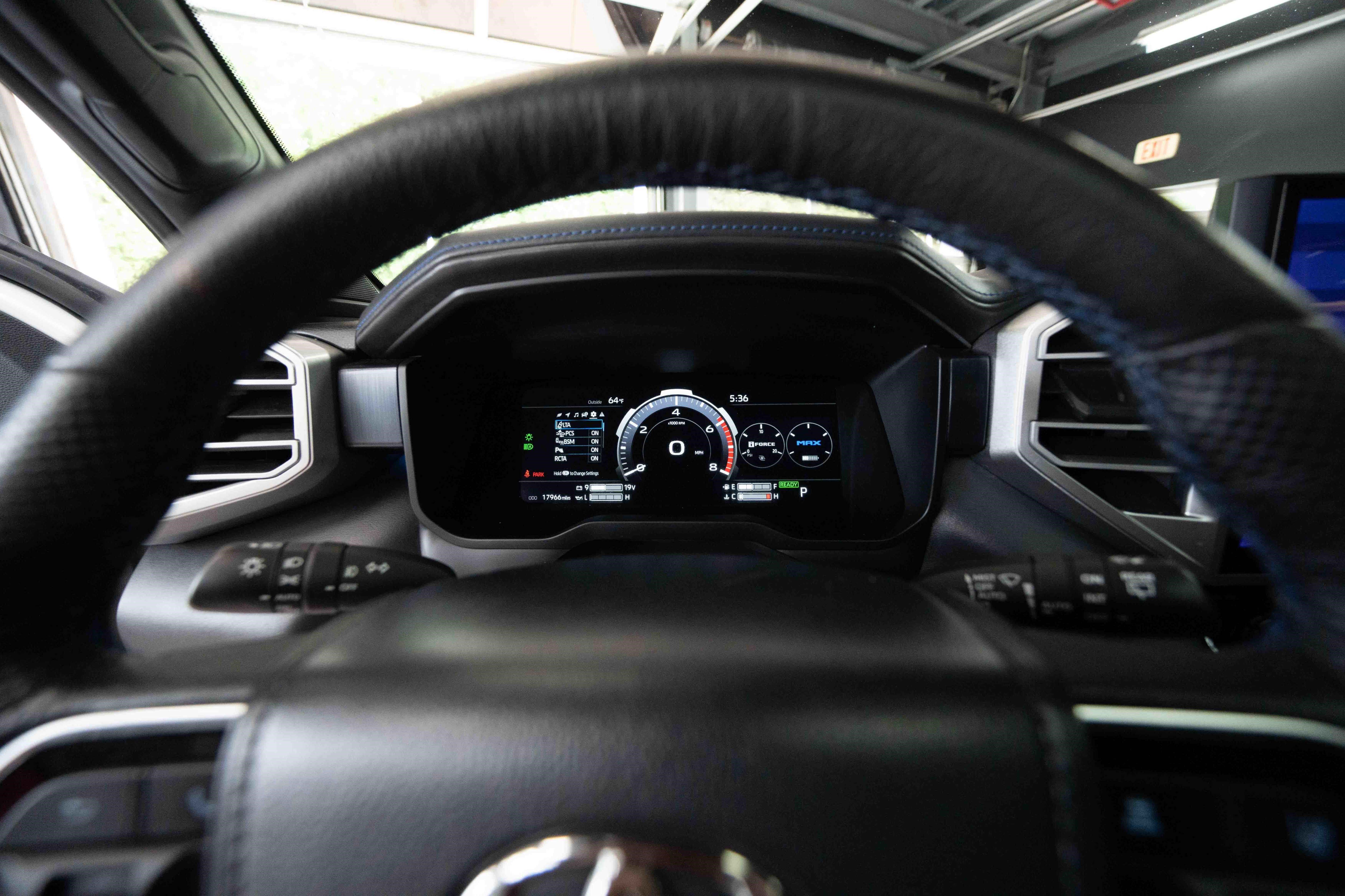 Used 2024 Toyota Sequoia Platinum AWD/4WD image 15