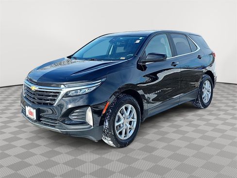 Used 2023 Chevrolet Equinox LT image 1