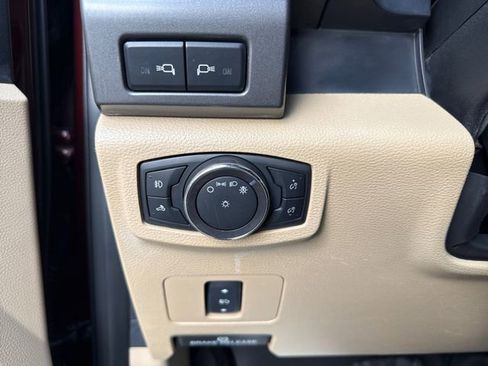 Used 2017 Ford F250 XLT w/ XLT Value Package image 17