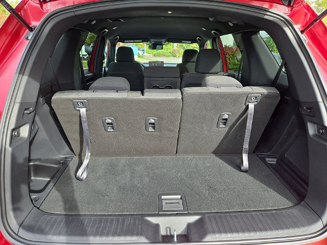 Used 2025 Honda Pilot Sport image 28