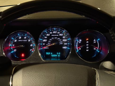 Used 2011 Ford Taurus Limited w/ 301A Rapid Spec Order Code image 18