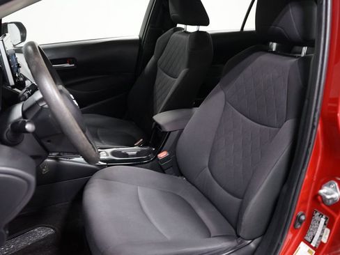 Used 2020 Toyota Corolla LE image 6