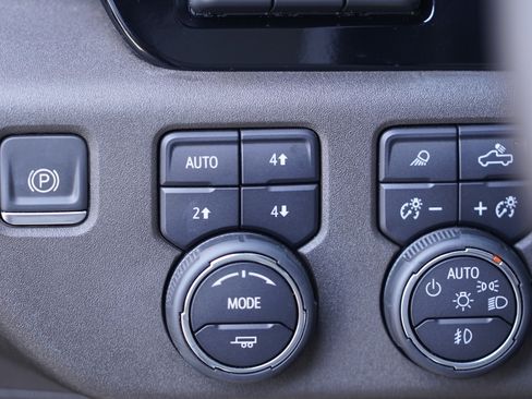 Used 2024 Chevrolet Silverado 3500 LTZ w/ LTZ Plus Package image 22