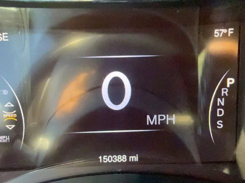 Used 2014 Jeep Grand Cherokee Laredo AWD/4WD image 14