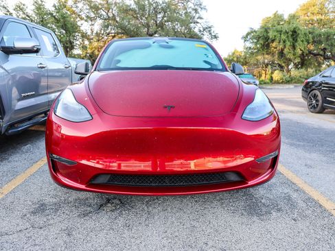 Used 2024 Tesla Model Y Performance AWD/4WD image 5