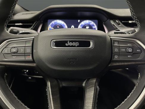 New 2026 Jeep Grand Cherokee L Limited w/ Luxury Tech Group II image 17