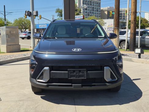 Certified 2025 Hyundai Kona SEL AWD/4WD image 11