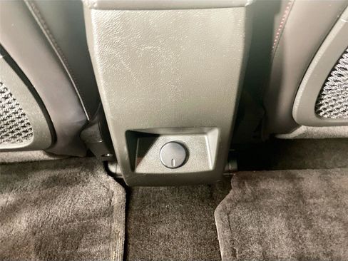 Used 2016 GMC Terrain SLT w/ Open Road Package image 26