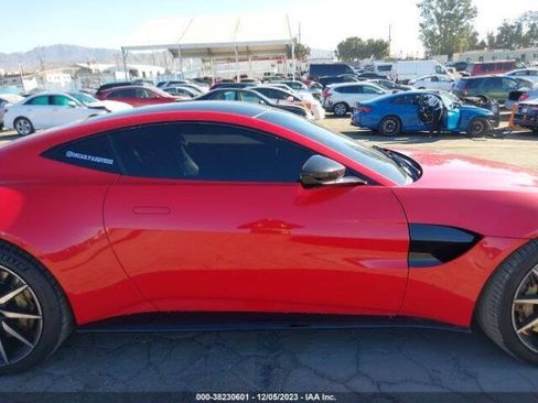 Used 2019 Aston Martin V8 Vantage Coupe RWD image 9