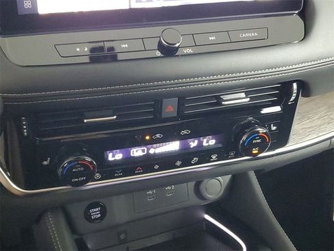 New 2025 Nissan Rogue Platinum w/ Platinum Premium Package image 29