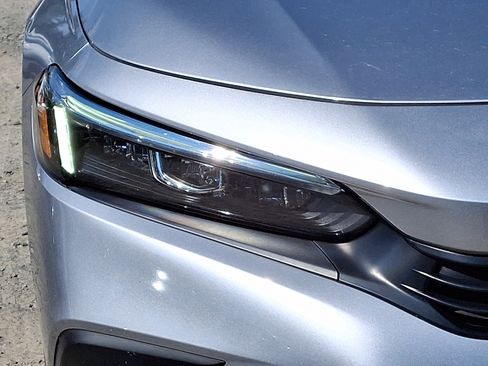 Used 2023 Honda Civic LX image 9