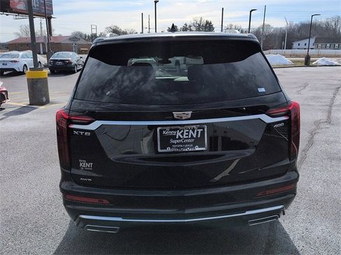 Used 2024 Cadillac XT6 Premium Luxury image 6