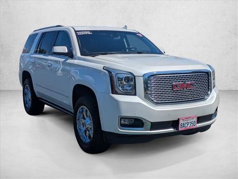 Used 2017 GMC Yukon Denali w/ Open Road Package image 3