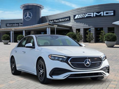 Used 2025 Mercedes-Benz E 350 Sedan image 2