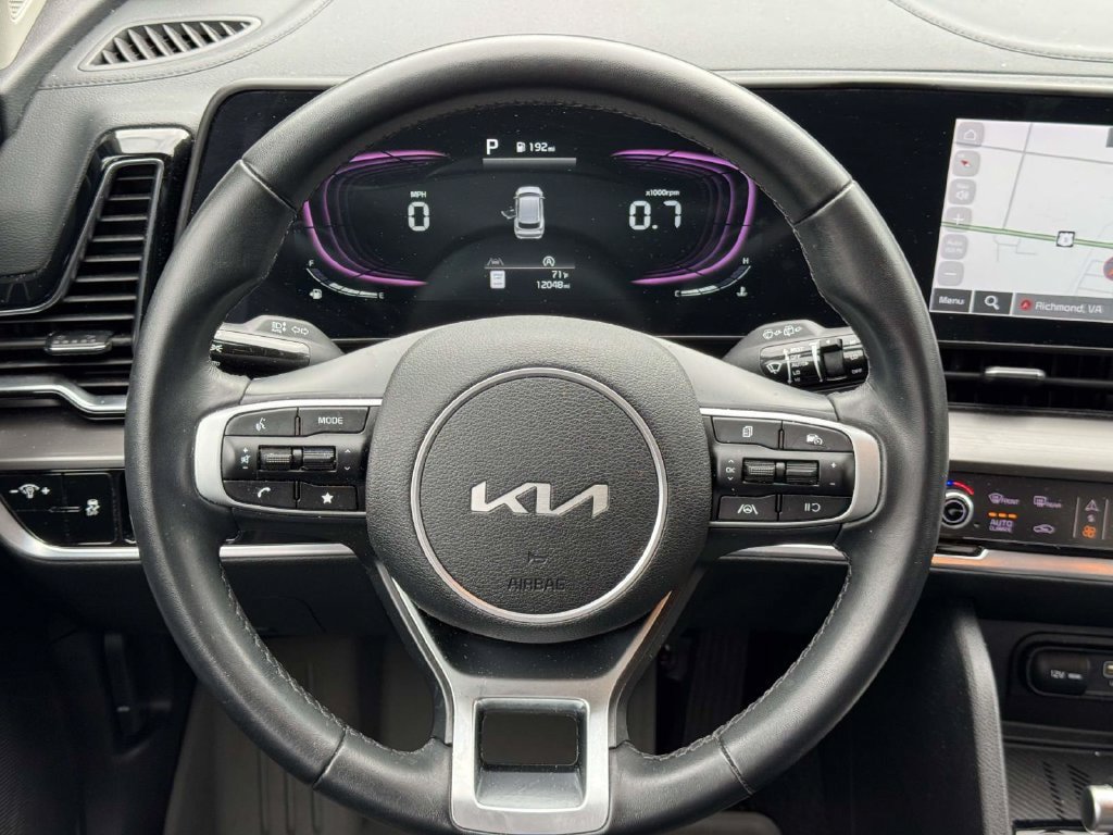 Used 2024 Kia Sportage EX FWD image 11