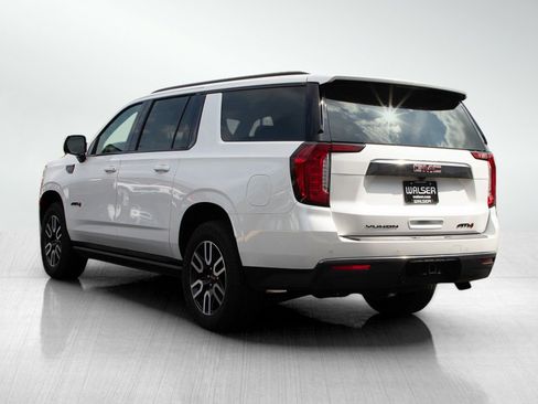 Used 2023 GMC Yukon XL AT4 w/ AT4 Premium Plus Package image 3