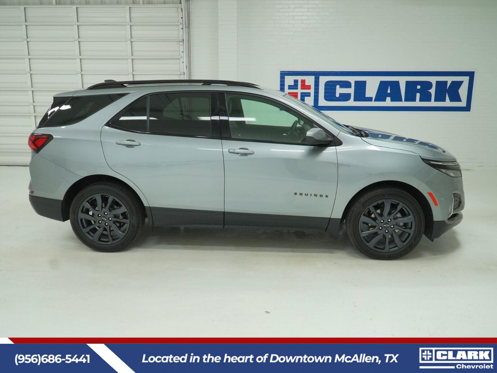 Used 2024 Chevrolet Equinox RS w/ LPO, Floor Liner Package FWD image 4